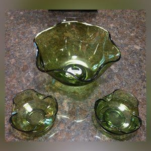 Anchor Hocking-Vintage Spearmint 3 Piece Chip & Dip Set.